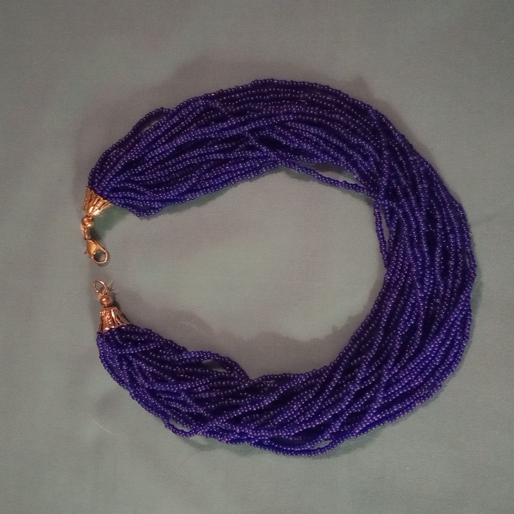 Blue bead choker